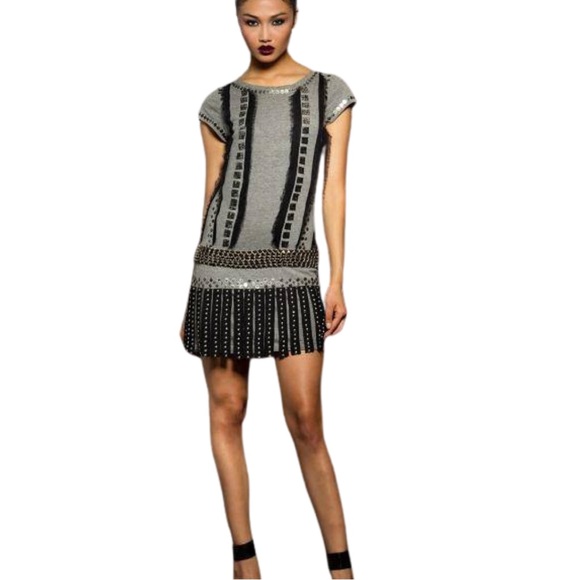 Jovani Dresses & Skirts - Jovani M145 Fringe Short Dress Cocktail crew neck grey and black size 14 dress